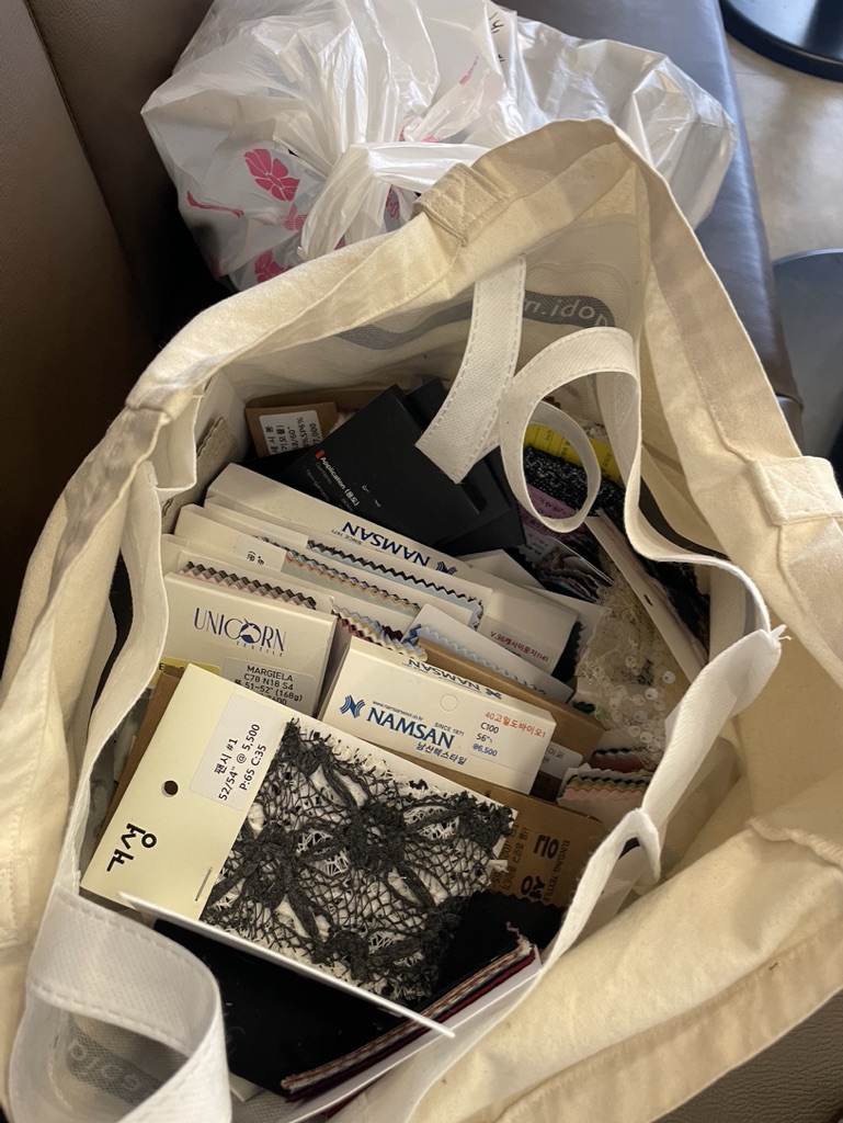 스와치 소싱을 열나게 할 때.